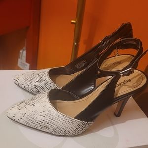 Style & Co Ankle Strap Pointy 3 1 /2 Inches